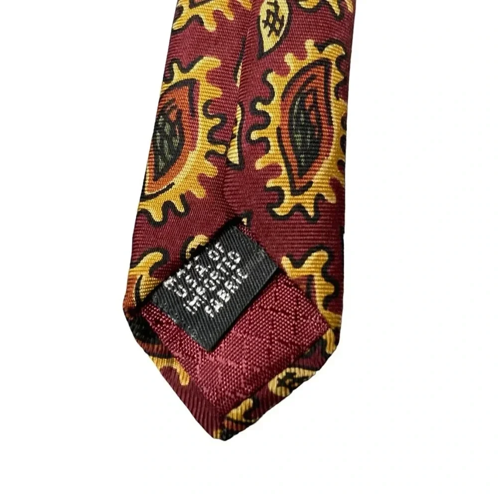 Christian Dior Men's Burgundy Geometric Print Neck Tie